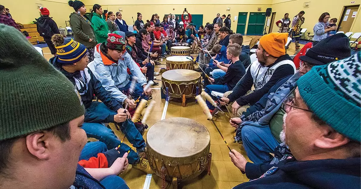 Powwow Held in Honor of Neshnabé Gizes